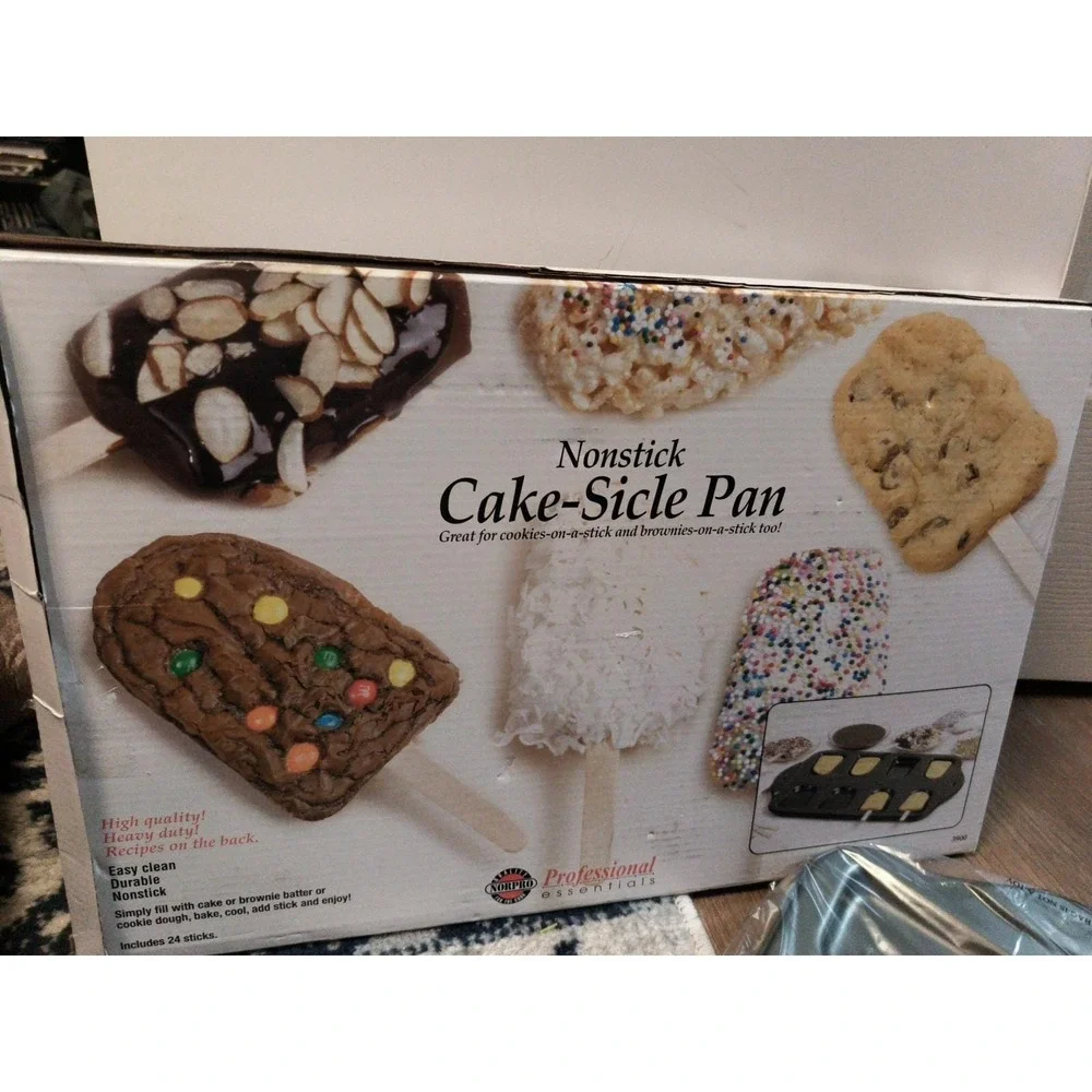 Norpro 3900 Nonstick Cake-Sicle Pan with 24 Sticks - New Open Box !